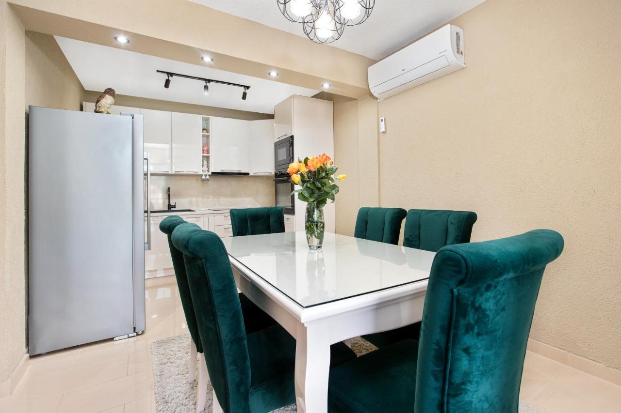 Sun Rays Apartment Kotor Bagian luar foto