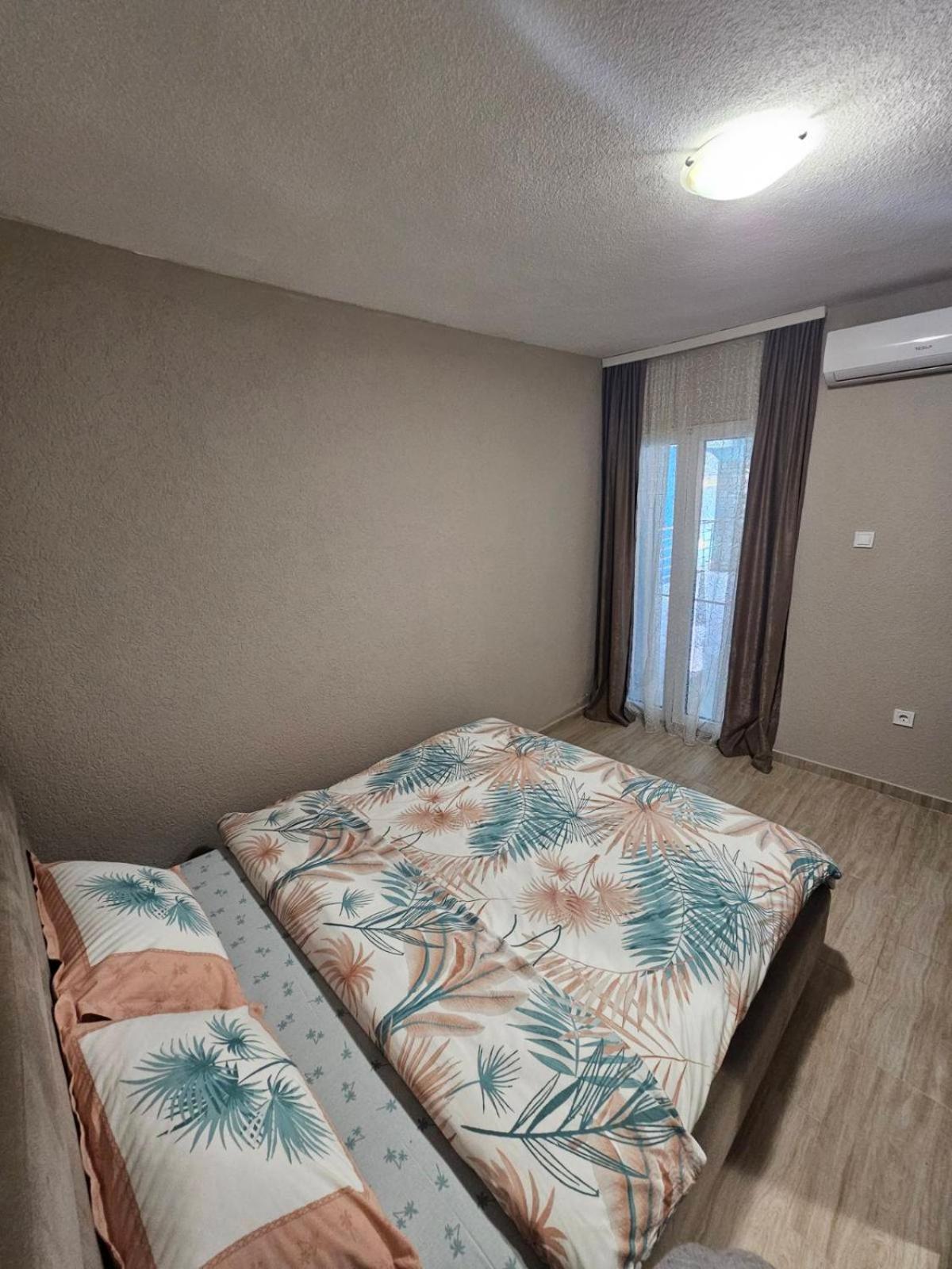 Sun Rays Apartment Kotor Bagian luar foto
