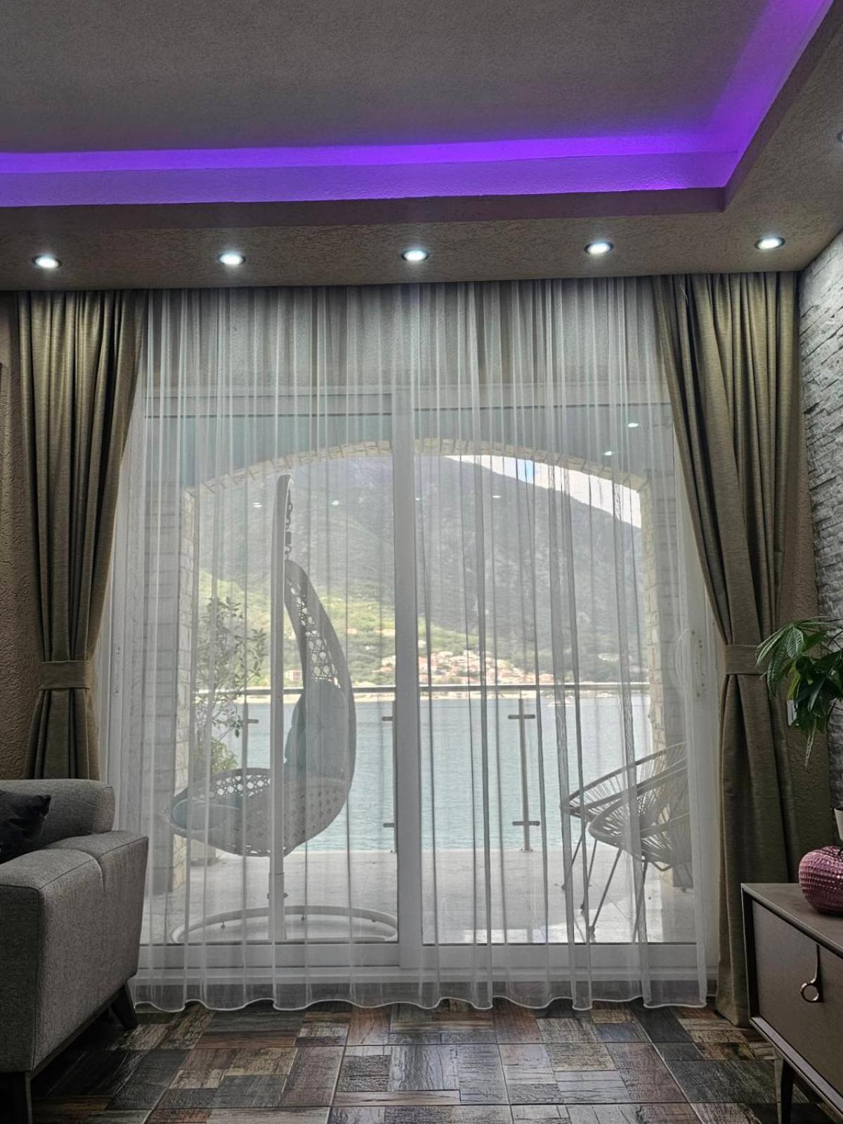 Sun Rays Apartment Kotor Bagian luar foto